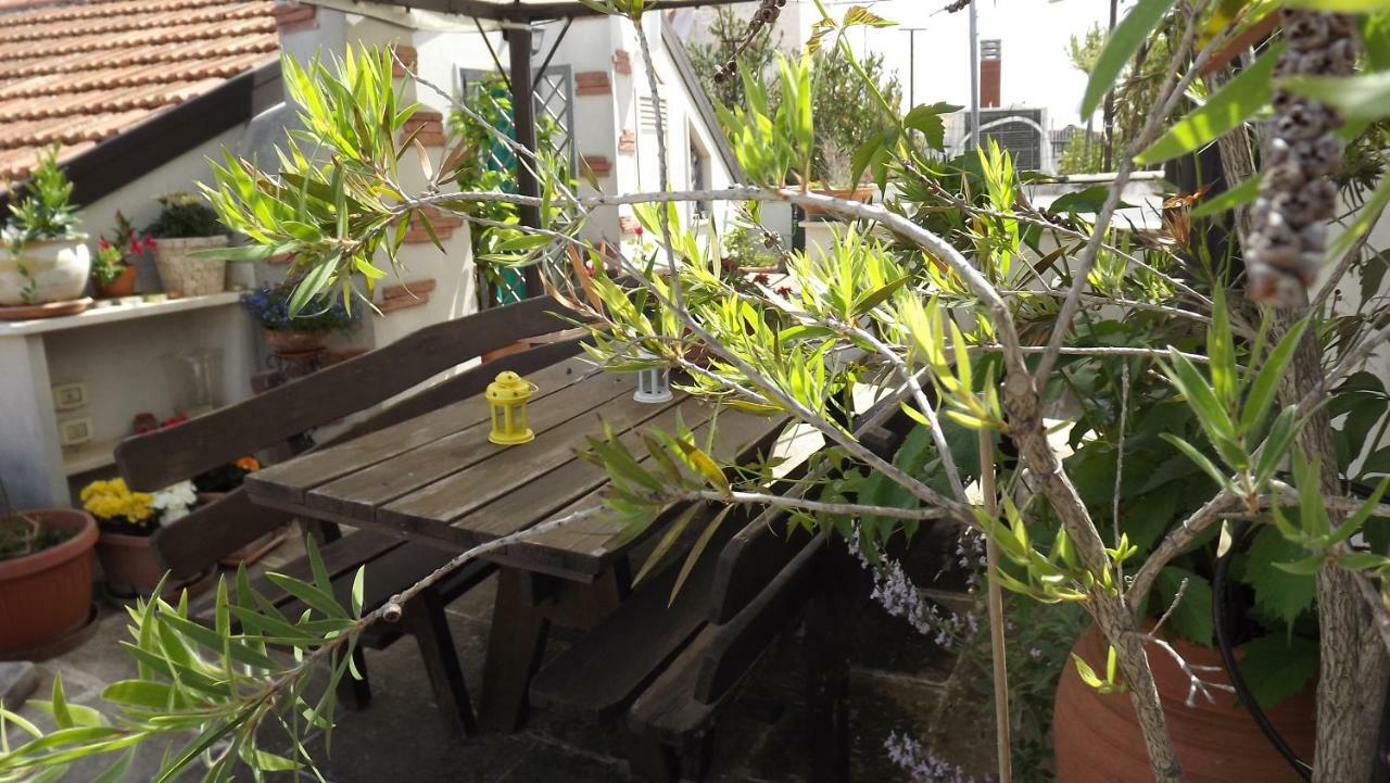 Mansarda Romantica "Il Nido Delle Rondini" Conversano Exterior foto